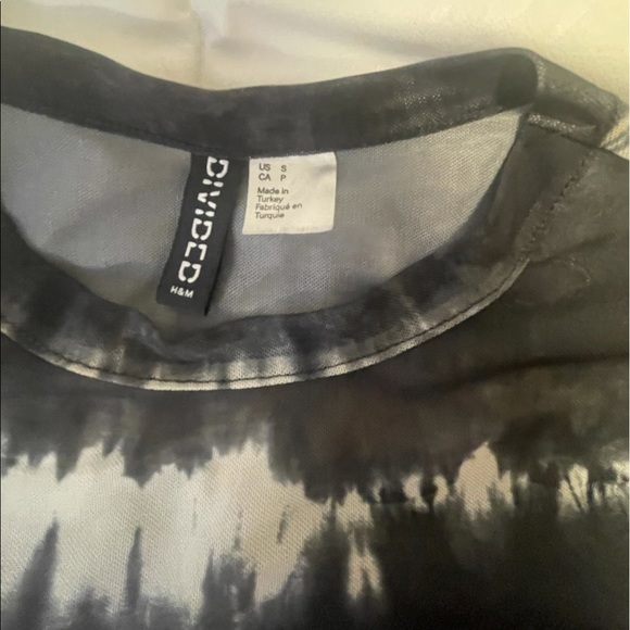 Y2K Mesh Top - Picture 2 of 3